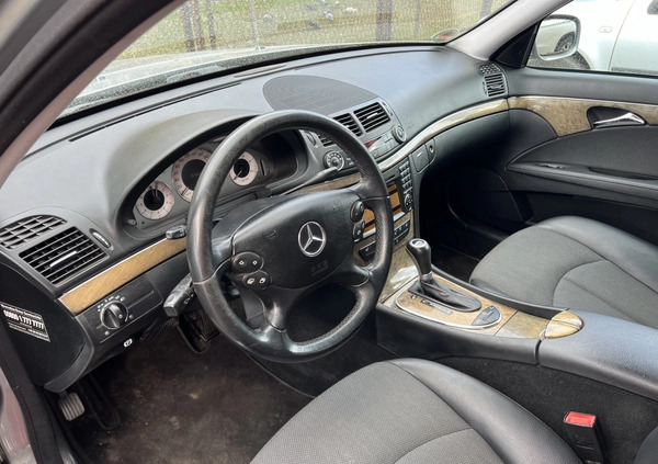 Mercedes-Benz Klasa E cena 26900 przebieg: 301400, rok produkcji 2008 z Bydgoszcz małe 29